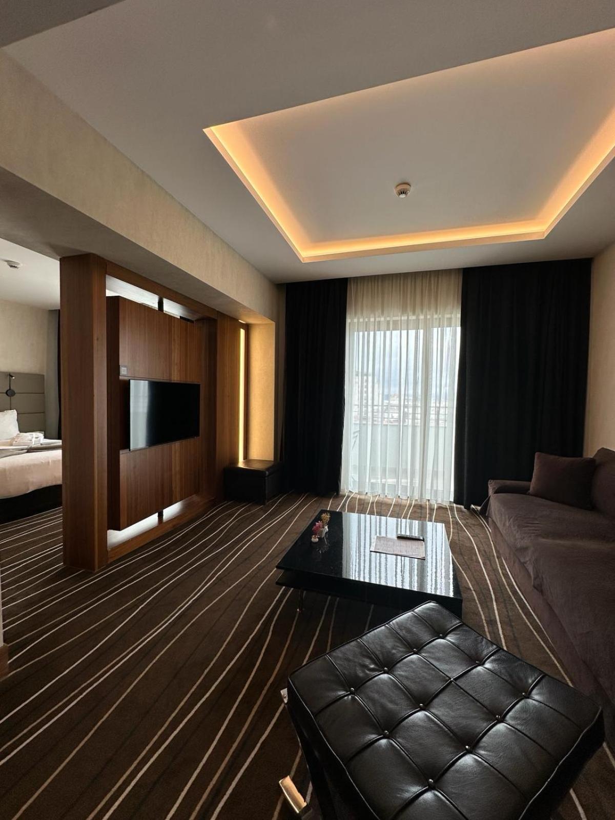 Cihangir Hotel Istanbul Bagian luar foto