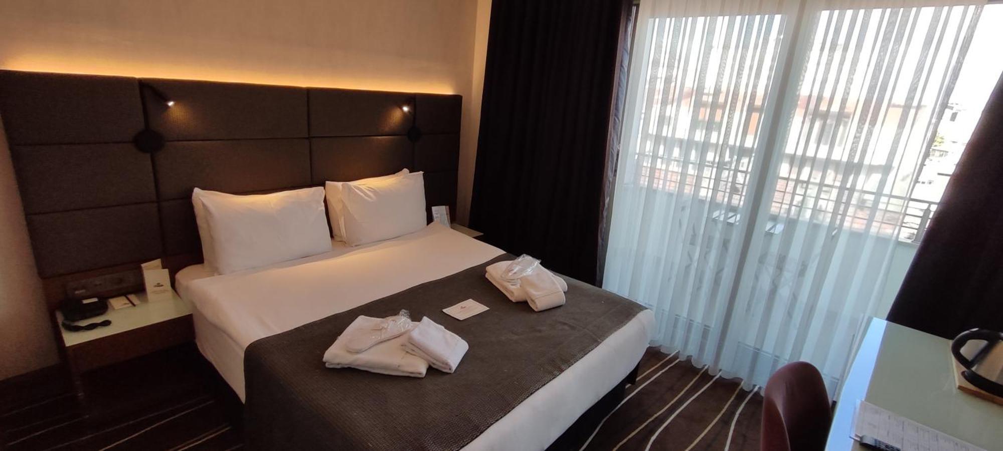Cihangir Hotel Istanbul Bagian luar foto