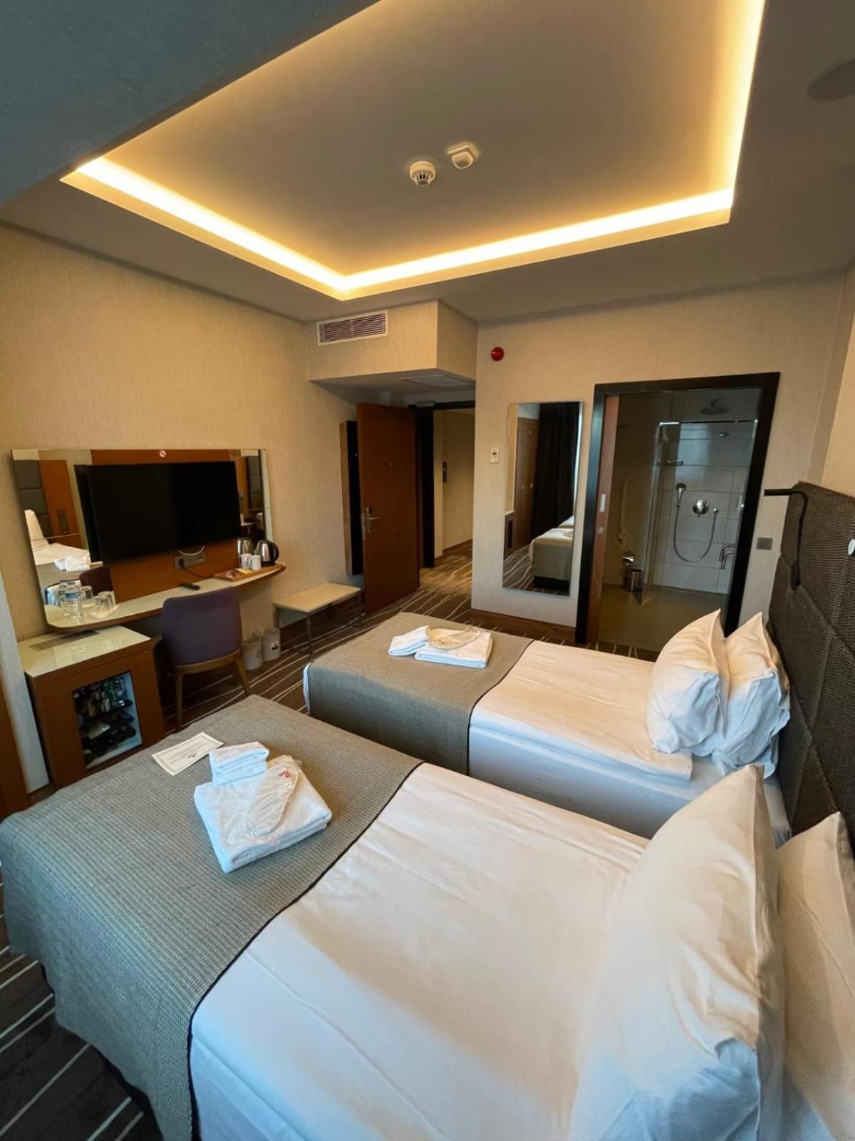 Cihangir Hotel Istanbul Bagian luar foto